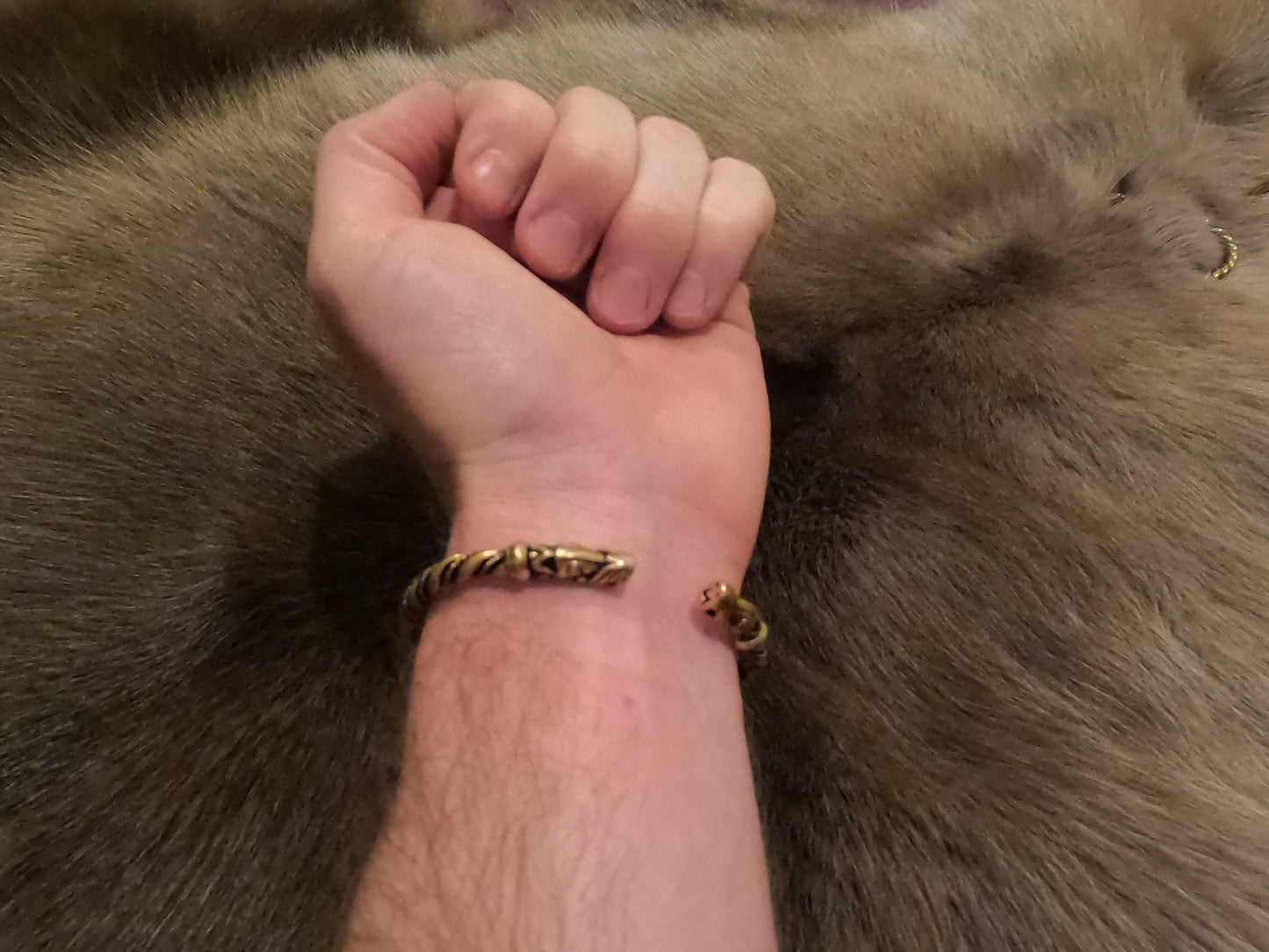 Mens-Viking-arm-ring-bracelet-norse-museum-replica-bronze-made-germany