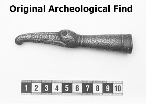drinking-horn-terminal-stavanger-museum-replica-archeology-bronze-raven