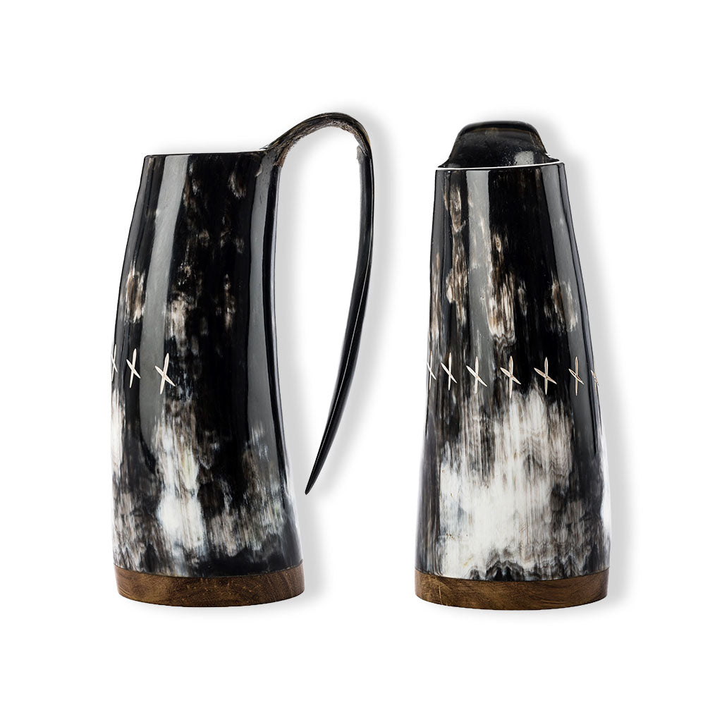 Drinking-horn-mug-viking-Egil-replica-runes-carved_cd631130-a406-40c4-bccc-bd8ad739cb85