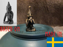 Load image into Gallery viewer, Freyr-statue-statuette-replica-rallinge-viking-age-replica
