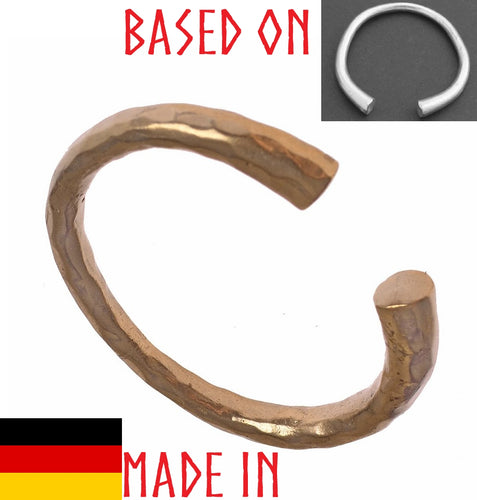 Germanic-arm-ring-bracelet-ancient-museum-replica