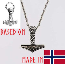 Load image into Gallery viewer, mandemark-thor-hammer-necklace-museum-replica-archeology-viking-age
