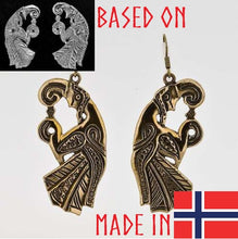 Load image into Gallery viewer, raven-earrings-viking-hugin-munin-museum-replica-gotland-made-norway
