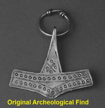 Load image into Gallery viewer, romersdal-thor-hammer-mjolnir-pendant-museum-replica-archeology
