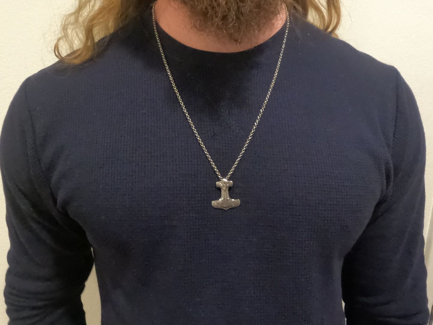 thors-hammer-necklace-mjolnir-pendant-viking-age-museum-replica-archeology-silver-skane